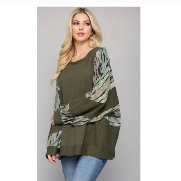 FRENCH TERRY KNIT & CAMO PRINT MIXED TOP-NEW - Picture 4 of 5